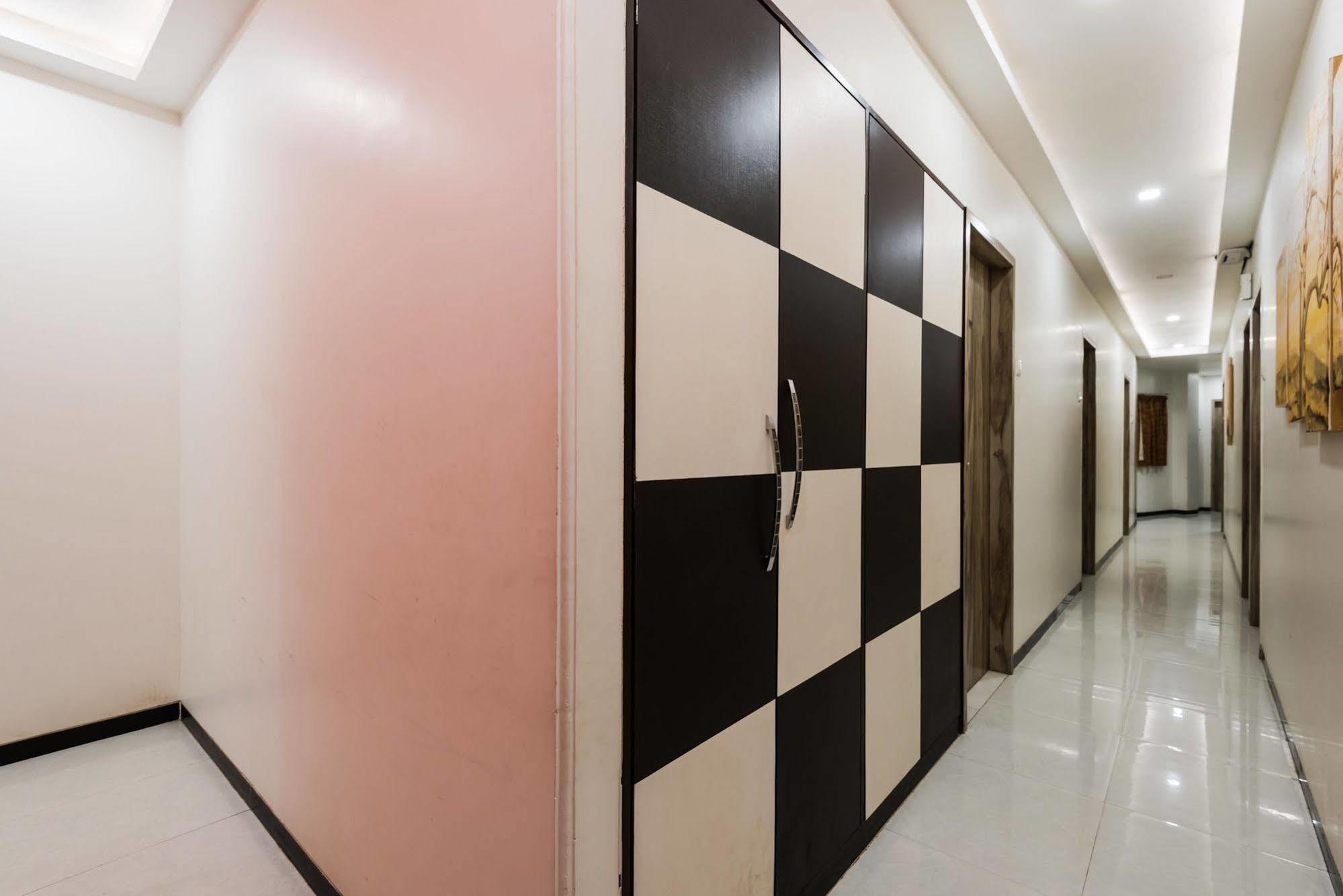 Hotel O Blue Pearl Residency Near Chhatrapati Shivaji International Airport Βομβάη Εξωτερικό φωτογραφία